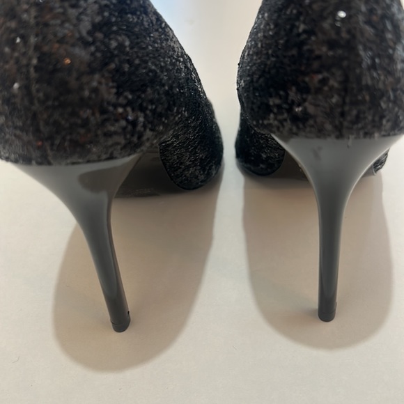 FOREVER 21 BLACK GLITY HERLS PUMPS POINTY SHOES IN SIZE 6 - Picture 5 of 5